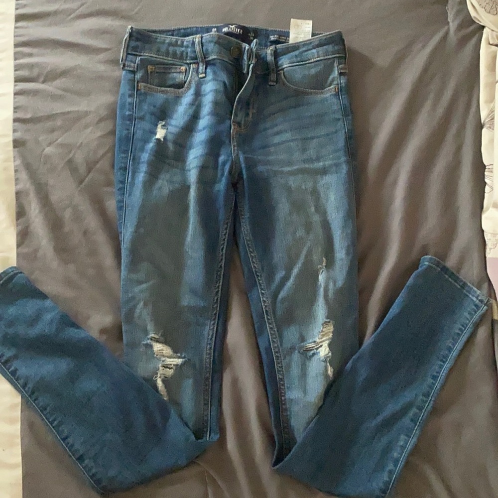 Hollister Mid Rise Jeans